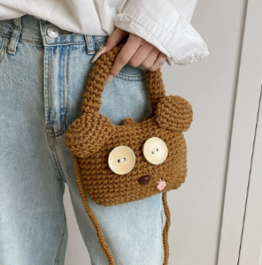 Bolso de Mano Tejido a Mano con Diseño de Osito de Peluche, para Viajes y Transporte de Objetos - Product Image 4