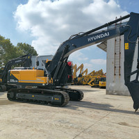 Excavatrice Hyundai 220LC-9S d'occasion très demandée avec moteur Cummins, 22 tonnes, modèle 2014-2020, excellente qualité, en stock