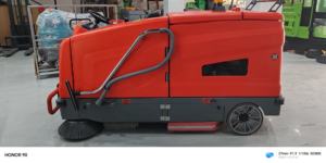 Machine à <span class=keywords><strong>laver</strong></span> <span class=keywords><strong>et</strong></span> à balayer électrique intégrée multi-usages nettoyage des sols balayage des routes aspirant les eaux usées <span class=keywords><strong>et</strong></span> la poussière - Product Image 3