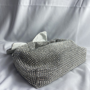Sang Trọng Tùy Chỉnh Kim Cương Túi Xách Túi Buổi Tối Với Bướm Trang Trí Thạch Thời Trang Ly Hợp Túi Kim Loại Khung Đá Mô Hình - Product Image 5
