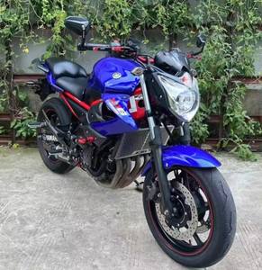 Yamahai <span class=keywords><strong>XJ6</strong></span> <span class=keywords><strong>Diversion</strong></span> <span class=keywords><strong>F</strong></span> : Tourer sportif avec ABS, siège ergonomique et design dynamique - Product Image 2