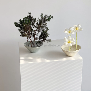 Céramique Fleur Grenouille Bol Arrangement De Fleurs <span class=keywords><strong>Japonais</strong></span> <span class=keywords><strong>Ikebana</strong></span> <span class=keywords><strong>Vase</strong></span> Vintage Fleur <span class=keywords><strong>Vase</strong></span> Titulaire En Céramique <span class=keywords><strong>Ikebana</strong></span> <span class=keywords><strong>Vase</strong></span> - Product Image 3