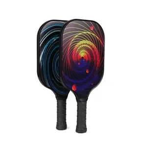 Paddle per pickleball professionale personalizzato in fibra di carbonio set di racchette per pickleball da 2 o 4 palline