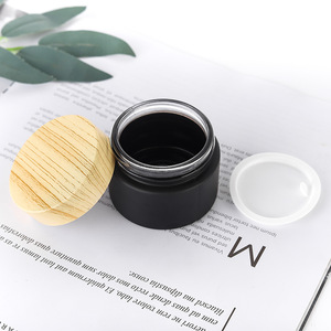 Venta al por mayor de 100 tarros de vidrio negro mate vacíos de alta calidad, sin plomo, con tapa anodizada de rosca y serigrafía para jabón líquido - Product Image 1
