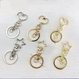 Vàng Sao Trái Tim Thiết Kế Mùa Xuân Snap <span class=keywords><strong>Keychain</strong></span> Số Lượng Lớn Clasp Clip Sáng Tạo Ngôi Sao Năm Cánh Trái Tim Treo Khóa Vòng Chìa Khóa Tự Làm Kim Loại Móc Chìa Khóa - Product Image 1
