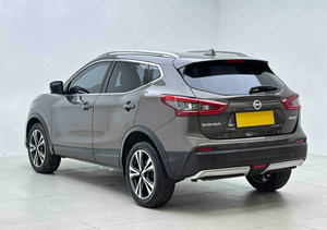 Nissan Qashqai 2.0L XV Premium 2022 Edizione Lusso SUV di Medie-Grandi Dimensioni con Tetto Apribile Cambio Automatico Guida a Sinistra Telecamera Posteriore Ampio Spazio - Product Image 4
