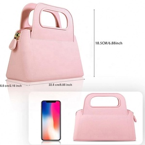Venta al por mayor MINI bolsa de almacenamiento de silicona bolsa de inodoro portátil personalizado impermeable bolsa de maquillaje de mano con logotipo - Product Image 3