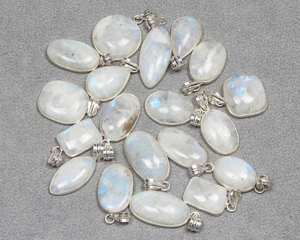 Collar con Colgante de Piedra Lunar Arcoíris Natural de Primera Calidad, Latón Sólido Chapado en Plata y Oro, Hecho a Mano, Estilo Bohemio - Product Image 4