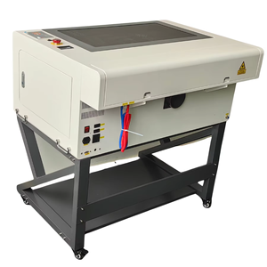 Machine de fabrication de tampons en caoutchouc automatique à refroidissement par eau 4060, graveur laser pour <span class=keywords><strong>tampon</strong></span> de date et logo en caoutchouc - Product Image 3