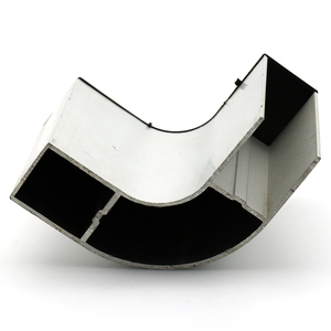 Profilé en aluminium pour garde-corps latéral de camion, extrusion d'aluminium sur mesure - Product Image 1