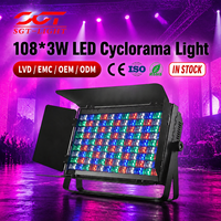 Projecteur LED Cyclorama 108x3W 4-en-1 250W 50-60Hz 8 Canaux DMX512 Activé par le Son Fonctionnement Automatique Panneau Sky Lentille Acrylique IP20 pour Club