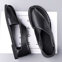 Sandales Homme Grande Taille 48 – Chaussures de Plage et de Marche d'Extérieur Plates en Cuir PU à Enfiler, Basses, Respirantes, à Bout Couvert pour l'Été