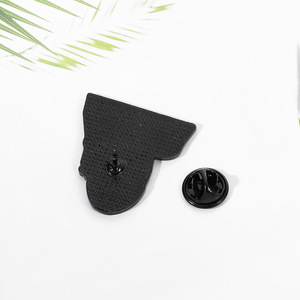 Broche <span class=keywords><strong>de</strong></span> esmalte personalizado al por mayor con diseño <span class=keywords><strong>de</strong></span> estrella <span class=keywords><strong>de</strong></span> rock para mujer, niña, insignia retro punk, joyería <span class=keywords><strong>de</strong></span> solapa, regalo - Product Image 3