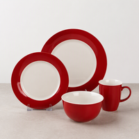Tasse de Noël rouge en porcelaine céramique avec logo personnalisé Tasse à café émaillée de couleur unie pour le petit-déjeuner Usage quotidien