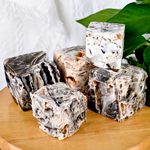 Venta Directa de Fábrica: Cubo de Esfalerita, Piedra Energética Natural para Decoración - Product Image 1
