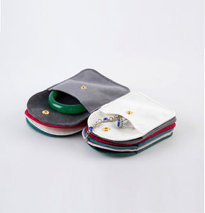 CSMD Fabricant Chinois En Gros Emballage Cosmétique Or Gaufrage Logo <span class=keywords><strong>Bouton</strong></span> Rose Bijoux Accessoires Pochettes pour Anneau - Product Image 3