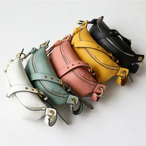 Weekend Women Fanny Pack Brand Chest Bag Fashion Chain Waist Bag Phone Purse Designer Hobo Bags Genuine Leather Single Polyester