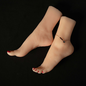 Mode Pieds Modèle Affichage Chaussures Chaussettes Réaliste Femmes Pied Manucure L'enseignement <span class=keywords><strong>Sexy</strong></span> Réaliste Silicone Souple Mannequin Femme Pied - Product Image 4