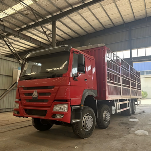 Le camion HOWO 8x4 fiable, équipé d'un système de freinage avancé, assure un <span class=keywords><strong>transport</strong></span> <span class=keywords><strong>routier</strong></span> sécurisé. - Product Image 2