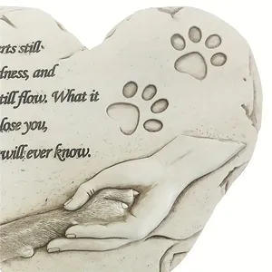 Plaque commémorative en résine pour animaux de compagnie en forme de coeur Offre Spéciale avec <span class=keywords><strong>poème</strong></span> gravé et empreintes de pattes, matériau résistant aux intempéries pour décor de cimetière de <span class=keywords><strong>jardin</strong></span> - Product Image 2