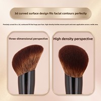 Kuas Makeup Bulu Tupai Bionik dari Pabrik Sumber R90, Kuas Bedak Tabur Bersudut Ultra-Lembut untuk Setting dan Kontur Wajah
