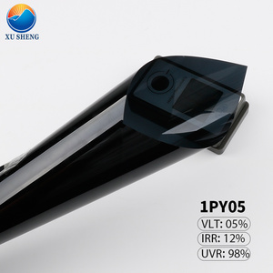 1PY Noir PET Fenêtre de Voiture Protection UV Adhésif Teinté Film Pare-<span class=keywords><strong>Soleil</strong></span> <span class=keywords><strong>Autocollant</strong></span> avec VLT 5% 15% 35% 50% Niveaux de Teinte - Product Image 5