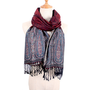 Al por mayor Bufanda <span class=keywords><strong>de</strong></span> pashmina <span class=keywords><strong>de</strong></span> algodón jacquard con estampado étnico Paisley, <span class=keywords><strong>de</strong></span> moda para mujer, con borlas, tipo chal largo envolvente - Product Image 5