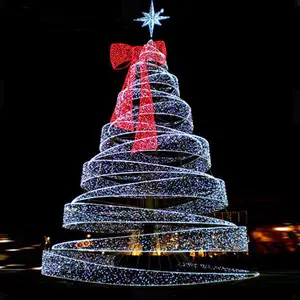 Kommerzielle Weihnachts dekoration im Freien Künstlicher PVC PE Riesiger beleuchteter Metall-Weihnachts baum