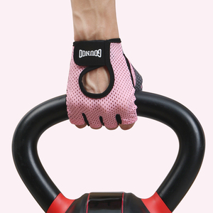 Gants de gymnastique antidérapants fins pour Fitness Sports <span class=keywords><strong>Gym</strong></span> <span class=keywords><strong>Protection</strong></span> des mains absorbant la sueur pour la traction de la <span class=keywords><strong>barre</strong></span> horizontale en polyester - Product Image 4