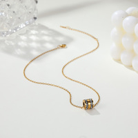 NIMAI Fashion Collier Pendentif Perle Porte-Bonheur Ronde en Strass en Acier Inoxydable Plaqué Or 18K pour Femme, Populaire, Accessoire Chinois pour la Clavicule