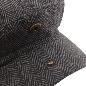 Wholesale European Style <b>Flat</b> <b>Cap</b> for <b>Men</b> 8 6 Panels Newsboy <b>Cap</b> Striped Knitted Design for Casual Sports and Party - Product Image 6