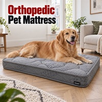 Matelas orthopédique pour chien avec choix de hauteur globale et tissu matelassé gris avec bord supérieur survuilte