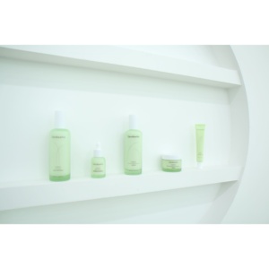 Crème Contour des Yeux Intensive 30g à l'Extrait de Camélia et Vitamine E – Hydratation Profonde Anti-Âge pour Réduire les Cernes et les Poches - Product Image 6