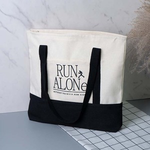 Lettre personnalisée impression Logo Sac à bandoulière en toile Sac fourre-tout en toile de coton élégant écologique <span class=keywords><strong>avec</strong></span> une <span class=keywords><strong>poche</strong></span> externe - Product Image 6