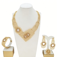 Ensemble de bijoux plaqué or personnalisé, collier et boucles d'oreilles, style classique, pour femme, idéal pour les fêtes, cadeau de luxe