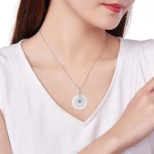 หยกธรรมชาติพม่า หยกทรงโดนัท จี้เงินแท้ S925 เครื่องประดับผู้หญิง สไตล์จีน ของขวัญ พร้อมใบรับรอง D024 - Product Image 4