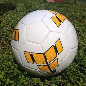 カスタマイズされたロゴTPUユニフォームサッカーボールサッカーボールサイズ5ワールドカップの公式試合明るいサッカーボールサイズ4