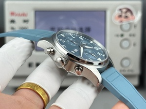 Montres mécaniques de haute qualité avec un design tendance et une fonction calendrier - Product Image 5