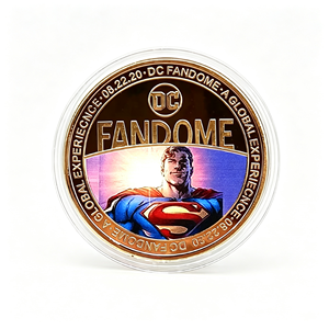 Moneda de Guardián de Disfraces 2026 con Cinco Diseños de Poses de Acción, Chapada en Hierro y Oro, con Estuche de Acrílico - Product Image 3