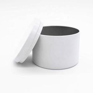 علب شموع من القصدير 8 أوز تصميم أسطواني سلس أبيض غير لامع أسود هدية معدنية معطرة لصنع الشموع علبة برطمانات - Product Image 4