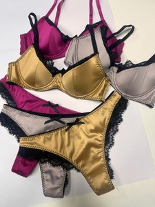 Set <span class=keywords><strong>Reggiseno</strong></span> e Slip Chuangerm in Pizzo Francese Rosso per Donna, Coppa Sottile in Cotone Push-up <span class=keywords><strong>Minimizer</strong></span> per Seno Abbondante, Previene il Cedimento - Product Image 3