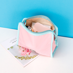 กระเป๋าเครื่องสำอางแบบพกพาสำหรับผู้หญิง ทำจากผ้า RPET ทนทาน พร้อมซิปปิด สำหรับใส่ของใช้จำเป็นระหว่างเดินทาง - Product Image 4