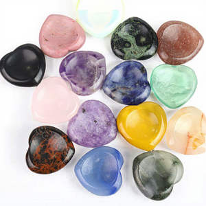 Bola de Cristal de Cuarzo Natural Grabada de 10-15 mm, Mini Piedra Semipreciosa Multicolor con Tallado de Animales, Gema Pulida - Product Image 2