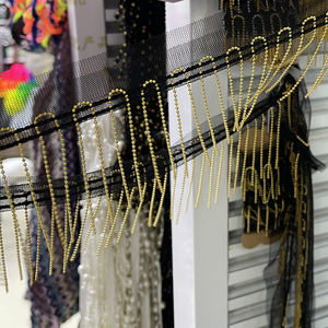 卸売 幅10-30cm ポリエステルフリンジ 縦型タッセルレーストリム 高密度ポリエステルタッセルフリンジトリム - Product Image 4