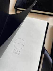 Agenda Personalizada A5 A4 A6 con Encuadernación de <span class=keywords><strong>Terciopelo</strong></span> Negro y Cintas de Raso - Product Image 3