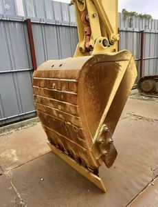 Excavatrice hydraulique moyenne efficace Cummins Komatsu PC228-11 d'occasion, modèle 2023, puissance de 123 kW pour le développement urbain et les infrastructures - Product Image 5