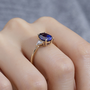 Anillo de compromiso de zafiro con forma ovalada de oro de 14 quilates Messi Jewelry MSR-1794 - Product Image 6