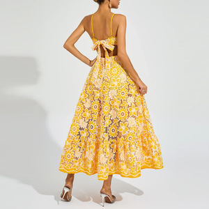 Abito personalizzato da donna estivo <span class=keywords><strong>giallo</strong></span> con taglio all'americana Maxi motivo floreale con decorazione in pizzo intrecciata - Product Image 2
