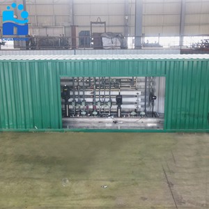 מערכת טיהור מים באוסמוזה הפוכה (RO) מותקנת על משטח, בתוך מכולה, עבור אתר מחנה כרייה - Product Image 1