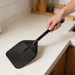 Nouvelle pelle à <span class=keywords><strong>pizza</strong></span> en aluminium perforé tendance avec manche antidérapant détachable - Product Image 5